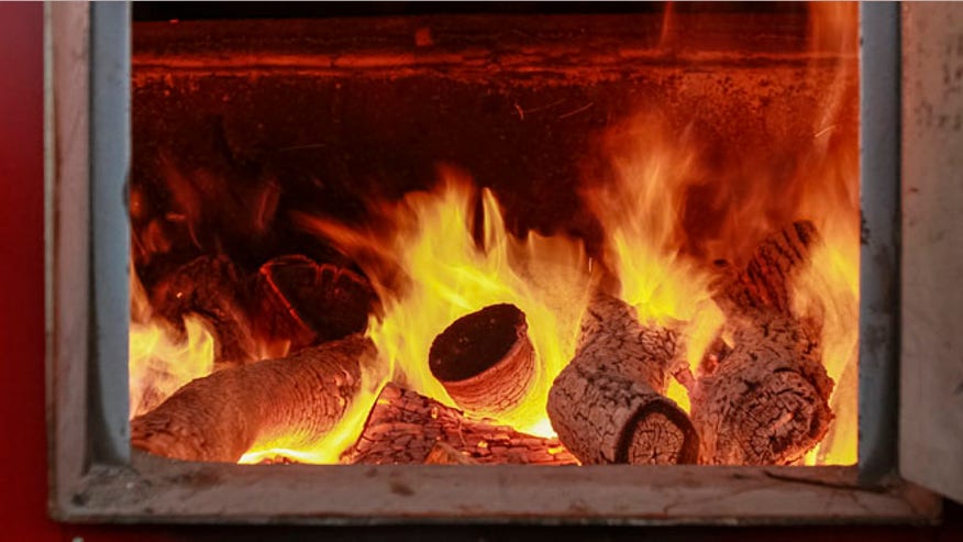 Wood Burning stove_Reuters_660.jpg